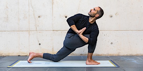 Imagen principal de Formación de Pedagogía y sendas del Yoga con OM RAM