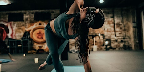 Blindfolded Yoga - A Playful Exploration of the Senses