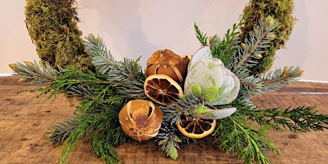 Traditional Christmas Wreath ‘sustainable’ primary image