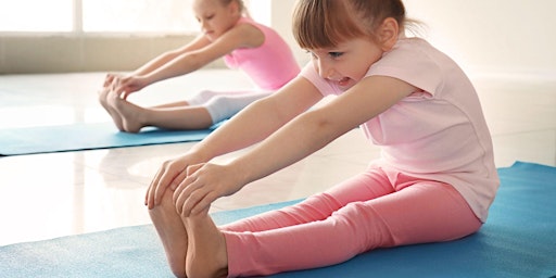 Imagen principal de Clases de yoga y mindfulness para niños/as: creando bienestar