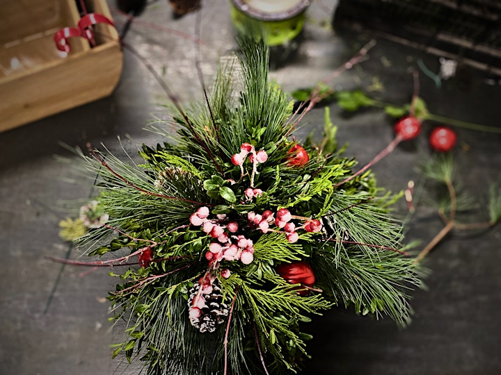 Make Your Own Holiday Centerpieces and Arrangements with Samantha's Gardens image