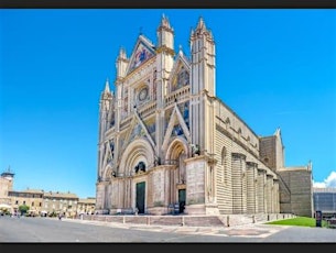 The Orvieto Cathedral insideout