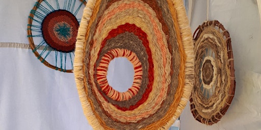 Hauptbild für Weaving with Natural Materials Workshop