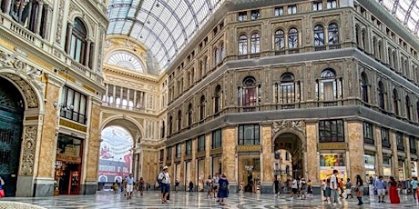 A Napoli Art free walkin Liberty Tour da Via Toledo ai Quartieri Spagnoli