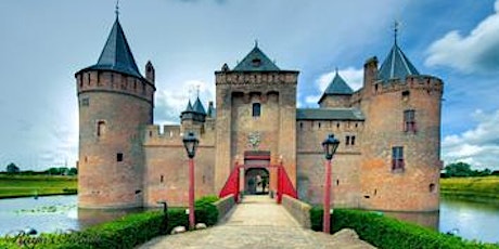 Hauptbild für Macbeth - Castle Tour 2018 - Courtyard of Muiderslot