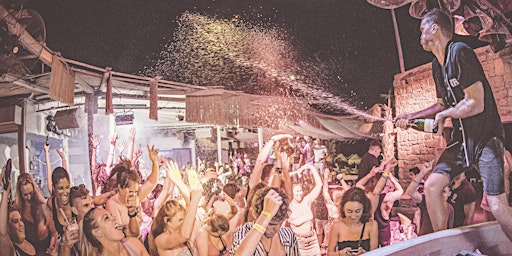 Hauptbild für Night Party @ Paradise Beach Club Mykonos 2024