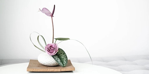 Introduction to Ikebana (Japanese flower arranging) - Rosebud Library