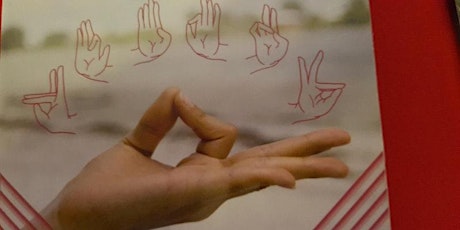 Immagine principale di Le Mudra " in punta di dita" 