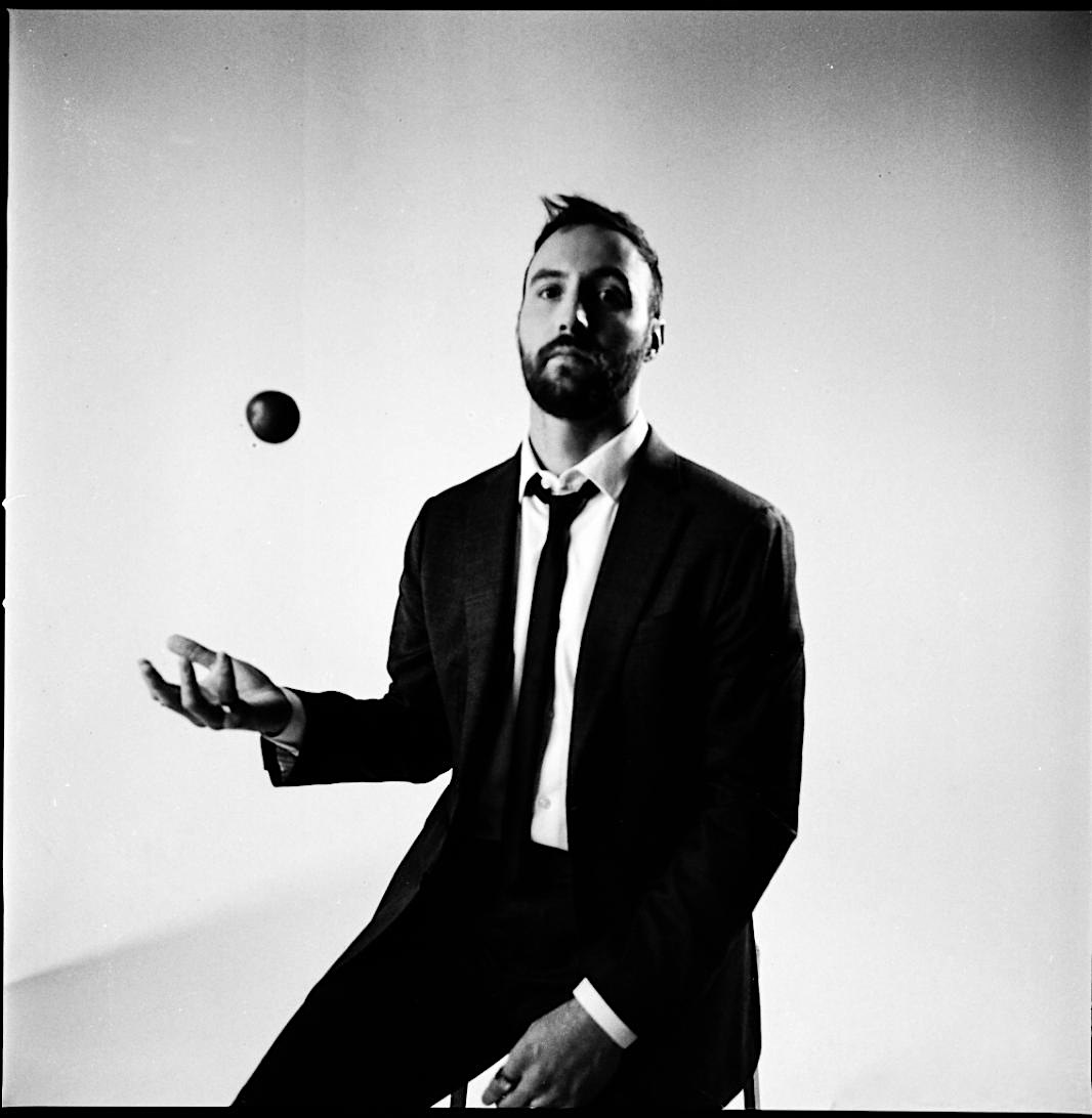 Ruston Kelly – The Weakness Tour