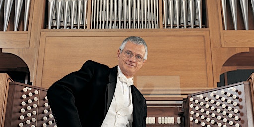 Maestro Hector Olivera, International famed organist
