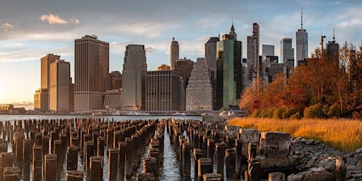Imagem principal do evento New York Outdoor Escape Game: Enchanting Skylines, Brooklyn Heights & Dumbo