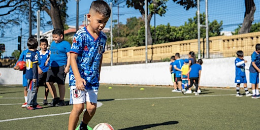 Escuela de fútbol para niños y niñas - EVENTO GRATUITO