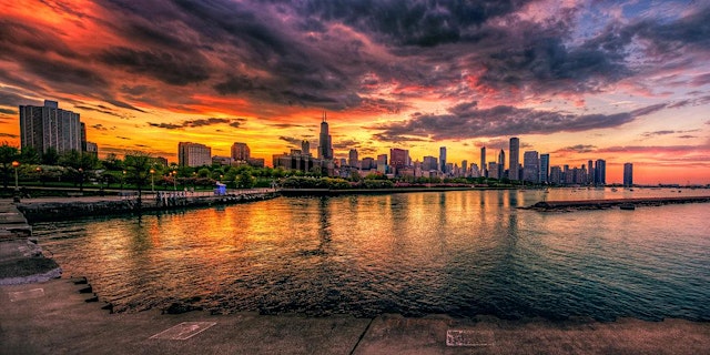 Image principale de Summer & Fall Afterwork Sunset Cruises on Lake Michigan