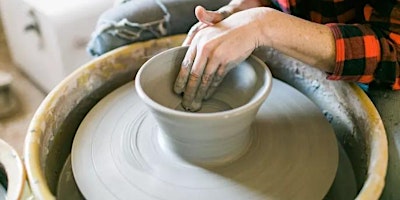 Imagem principal de SALE Two Hour Intro to Pottery wheel & clay making, Oakville,Bronte Harbour