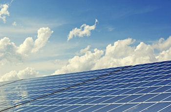 Online-Angebot: Photovoltaik in Unternehmen