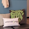 Logotipo de Emerald Yoga Studio