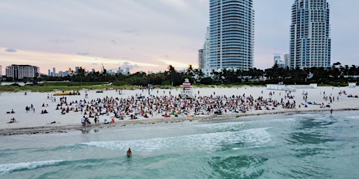 Imagem principal do evento New Moon Beach Yoga & Meditation  | FREE