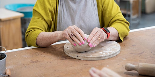 Imagen principal de Thursday Evening Pottery for Adults - Term 2, 2024 with Jenny
