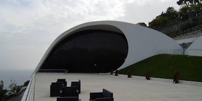 Il processo a Oscar Niemeyer Il processo a Oscar Niemeyer