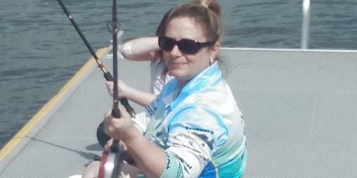 Women's fishing lesson - Wynnum primary image
