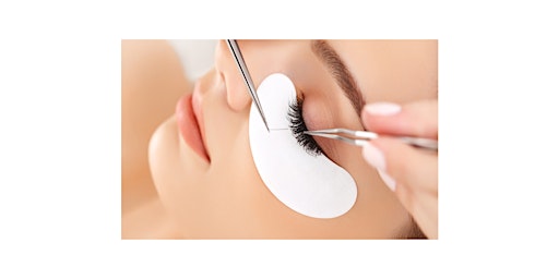Small Group Class Eyelash Extensions Training