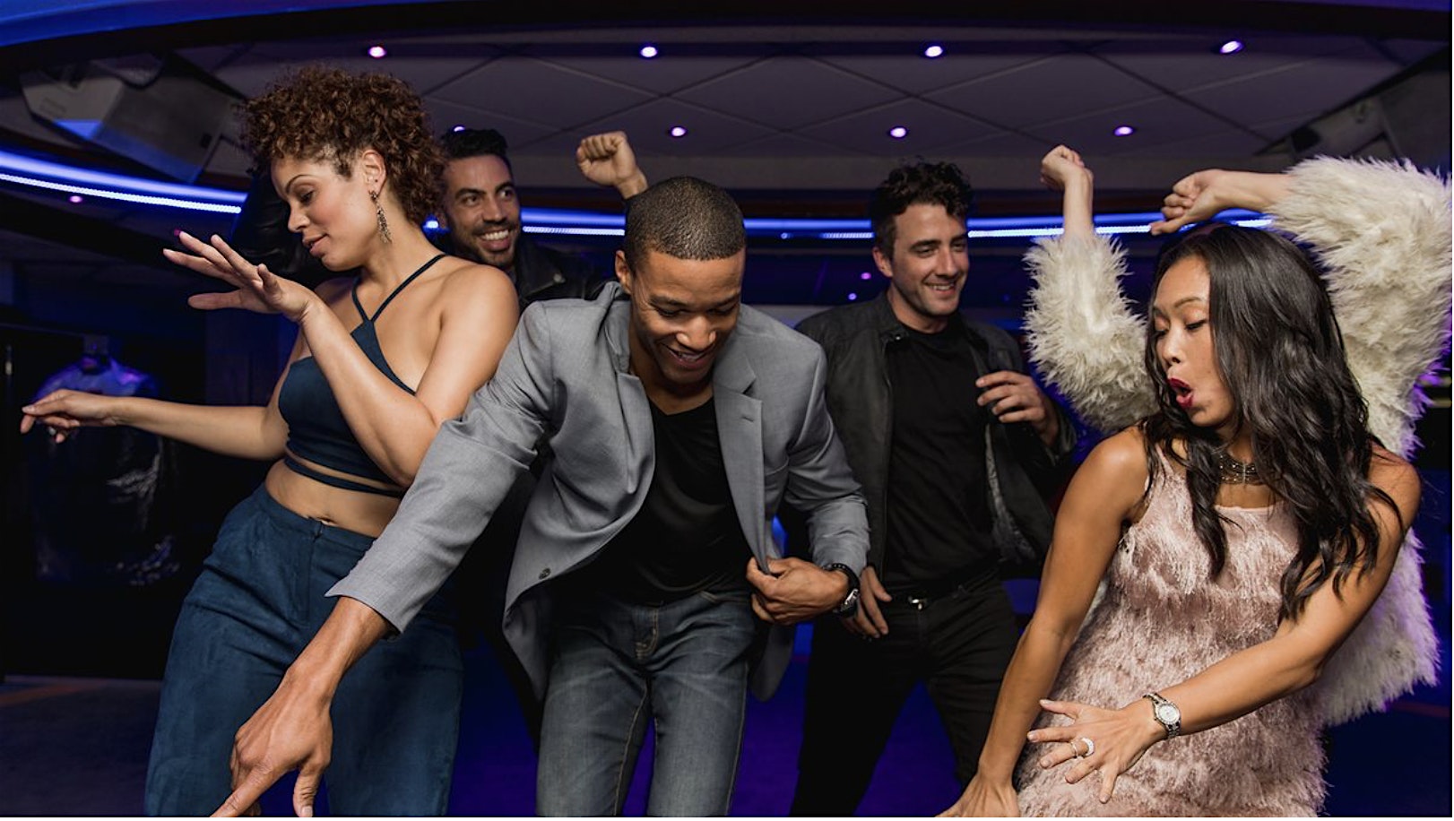 NYC’S Hottest Saturday Night Latin Vibes Yacht Party | 21 & Over (NYC)