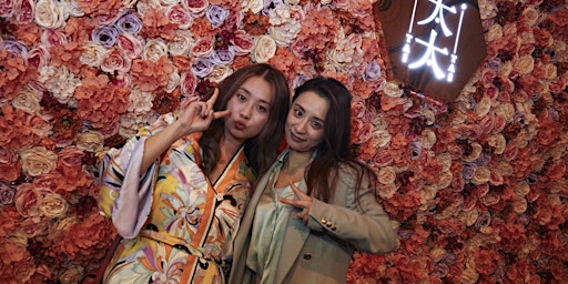 Imagen principal de Flower Power Mondays: Snap a Pic and Get 2 Drinks for1 at Tai太 Tai太 Bar