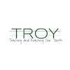 Logotipo da organização TROY School
