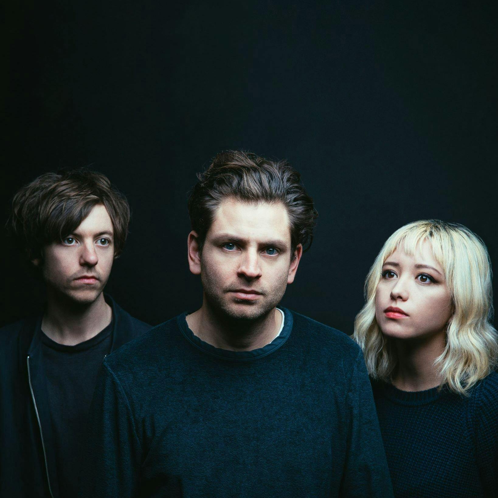 WXRT presents Lo Moon