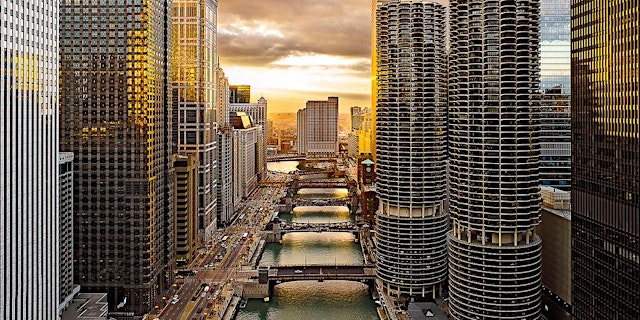 Image principale de Chicago's Best 90-Min Architecture Boat Tour on The Chicago River