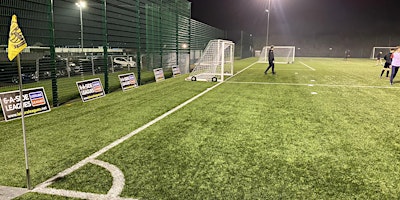 Primaire afbeelding van Cheshunt Monday 5 a side football league