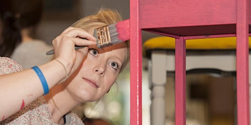 Hauptbild für How to Upcycle - Furniture Painting