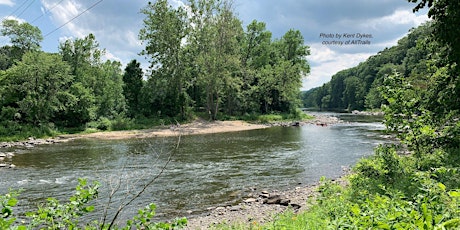 Riverside walk in Sharon/Kent