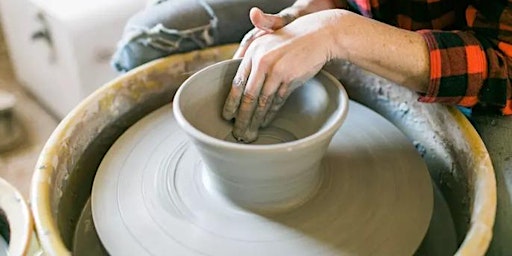 Image principale de Bridal Shower - Two Hour Intro to Pottery wheel & clay making with Kelsey