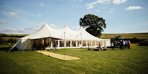 Warren Farmhouse Wedding Showcase  primärbild