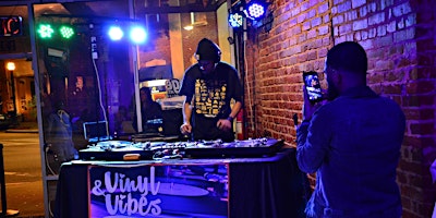 Imagen principal de Vinyl N Vibes-Volume 21