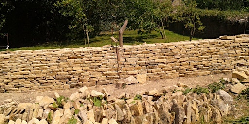 Dry Stone Walling course at Foxburrow Wood,  West Oxfordshire  primärbild