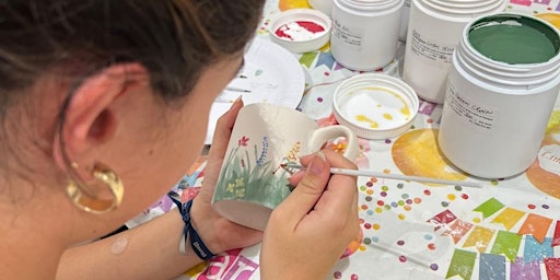 Pottery and Sip pottery Ceramics Sunday with 2 for 1 tickets offer