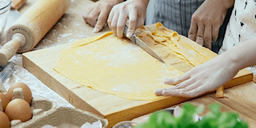 Imagem principal de In-person class: Handmade Tagliatelle with Creamy Porcini  (New Jersey)