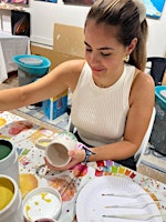 Imagem principal do evento Ceramic Glaze Paint and Sip 50% off only $22 Sunday Last minute deals