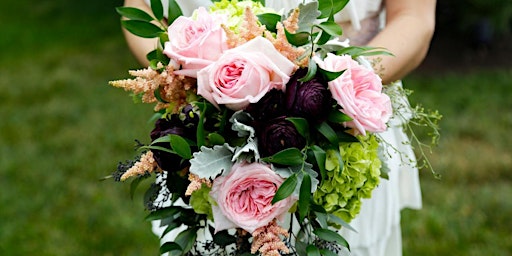 Imagen principal de Early Summer Wedding Bouquet