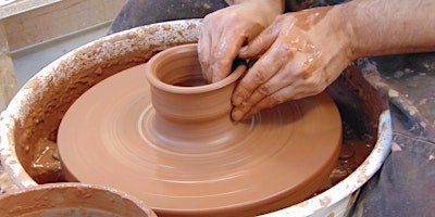 Imagem principal do evento Ceramics: throwing and tiles taster (jun)