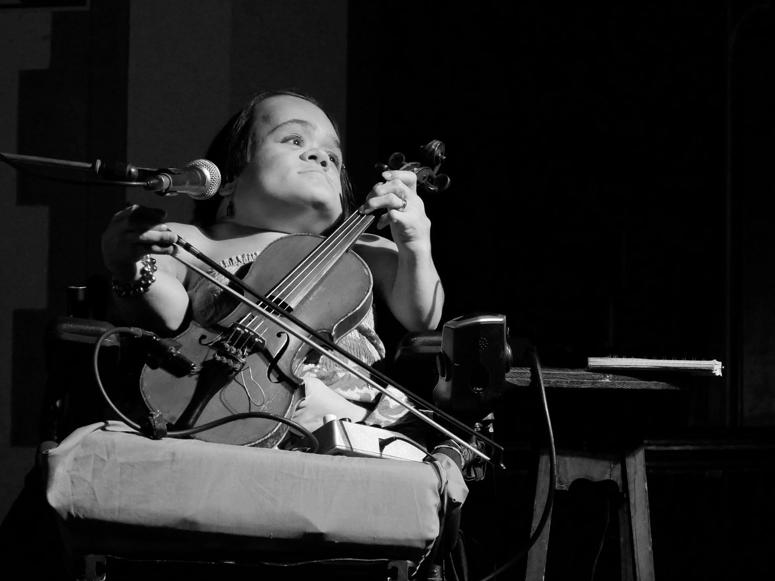 Gaelynn Lea: Album Release Show! with Jeffrey Martin