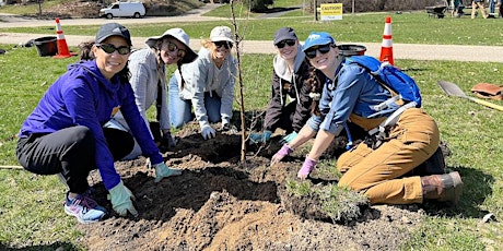 Subaru Loves the Earth Tree Planting at Southern Woods Park