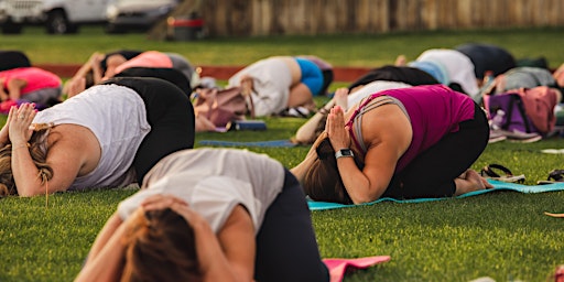 Imagem principal do evento Sunset Yoga | June 24th