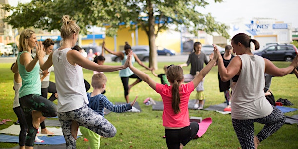 Parent & Child Yoga Class in the Park (3+ Years)