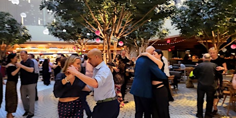 Casa de Tango at King Jagiello Monument in Central Park