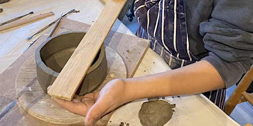 Primaire afbeelding van Family Pottery Workshop-May