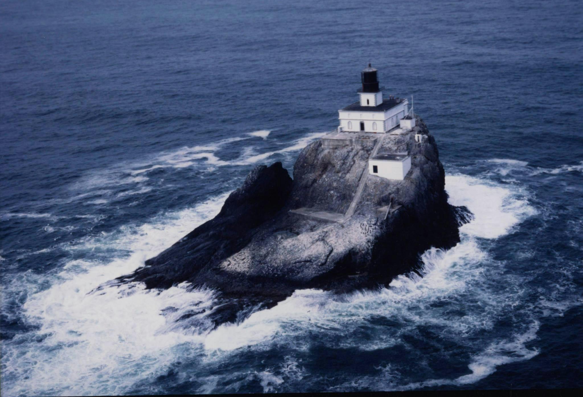 Tillamook Rock Lighthouse With Brian Ratty At Cannon Beach History Tillamook Rock Lighthouse With Brian Ratty
