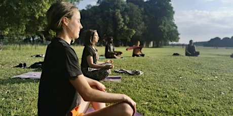 Community Yoga + Creative Gathering in the Park!  primärbild